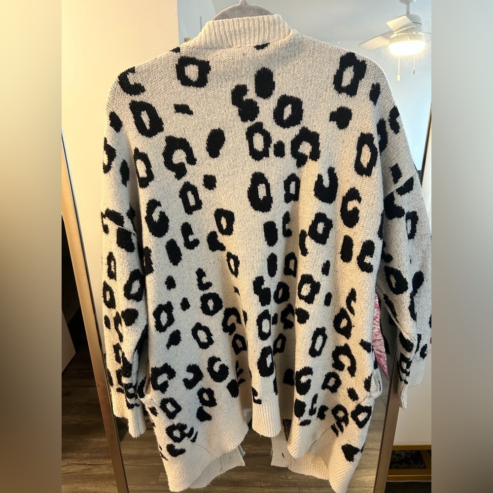 Cheetah boutique open cardigan with buttons